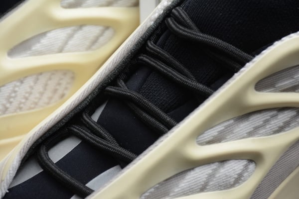 Adidas Yeezy 700 V3 Azael Fw4980 - Image 10