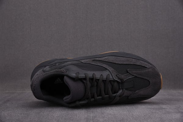 Adidas Yeezy Boost 700 Utility Black Fv5304 - Image 8