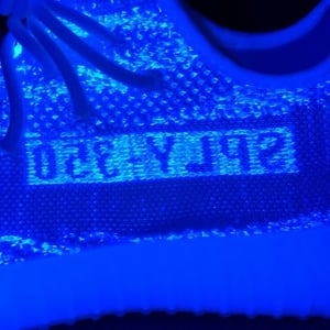 2018 Yeezy Boost 350 V2 Triple White Cp9366 - Image 4