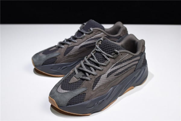 Adidas Yeezy Boost 700 V2 Geode Eg6860 - Image 8