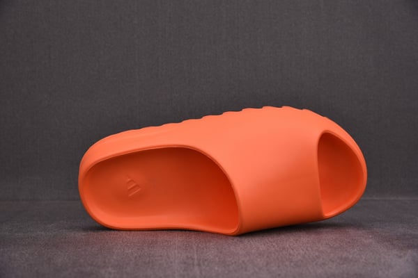Adidas Yeezy Slide Orange Fy7497 - Image 6