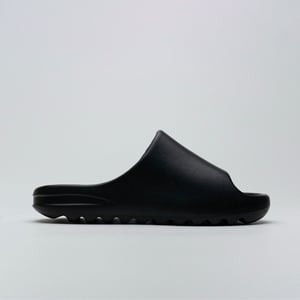 Yeezy Slide Black Fb6348 - Image 3
