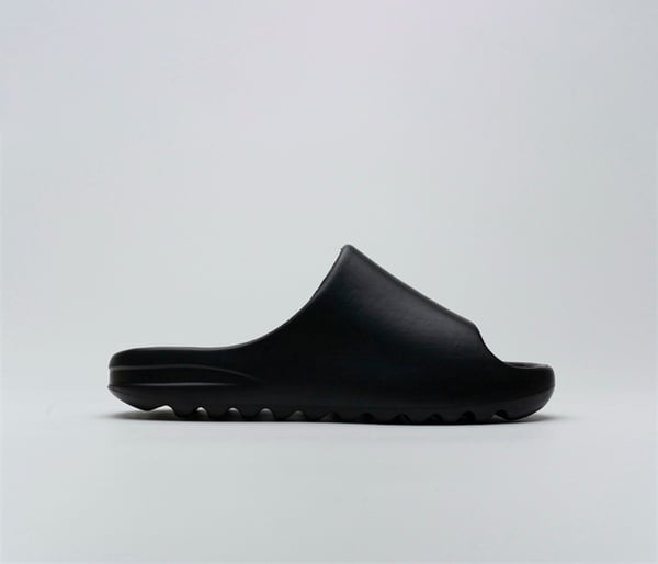 Yeezy Slide Black Fb6348 - Image 3