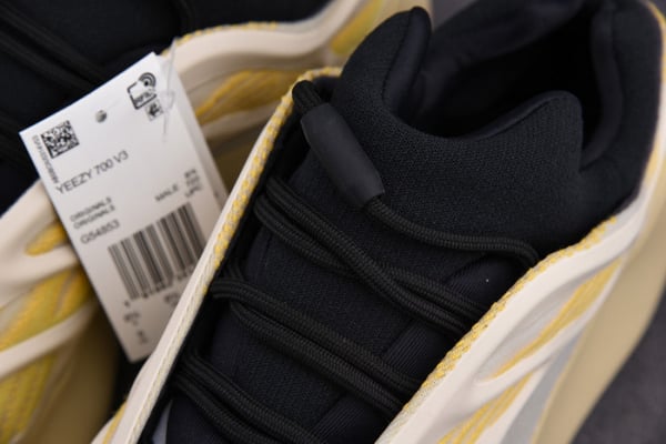 Adidas Yeezy 700 V3 Srphym G54853 - Image 6