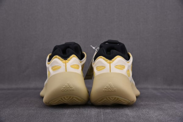 Adidas Yeezy 700 V3 Srphym G54853 - Image 3