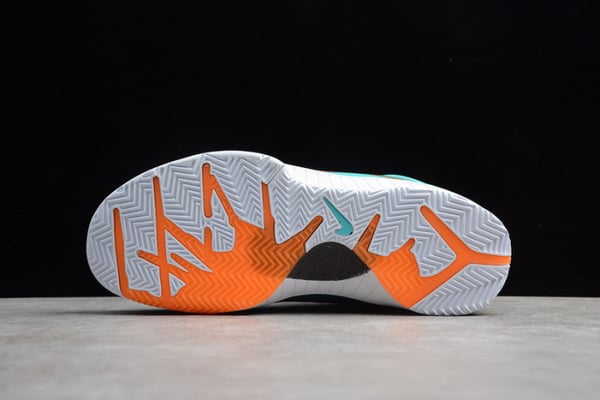 Undefeated X Nike Kobe 4 Protro Spurs Cq3869-300 - Image 4