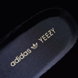 Adidas Yeezy Boost 350 V2 Green By9611 - Image 19