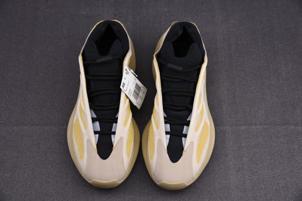 Adidas Yeezy 700 V3 Srphym G54853 - Image 9