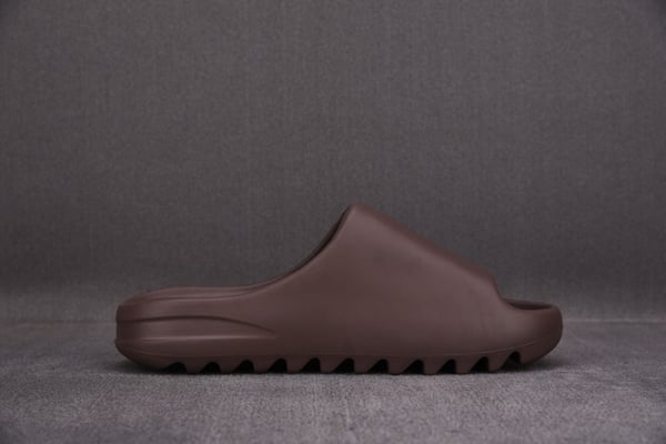 Adidas Adidas Yeezy Slide Soot G55495 - Image 6