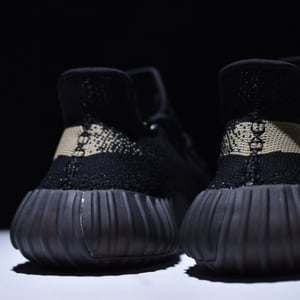 Adidas Yeezy Boost 350 V2 Green By9611 - Image 12