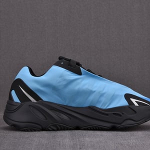 Adidas Boost Yeezy 700 Mnvn Bright Cyan Gz3079 - Image 7