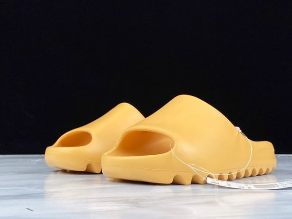 Adidas Yeezy Slide Desert Sand Fw6344 - Image 11