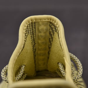 Ad Yeezy 350 Boost V2 Fv3255 - Image 2