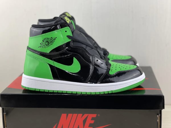 Air Jordan 1 High Og ?Patent Black Green? - Image 3