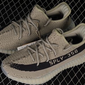 Ad Yeezy 350 Boost V2 Hq2059 - Image 2