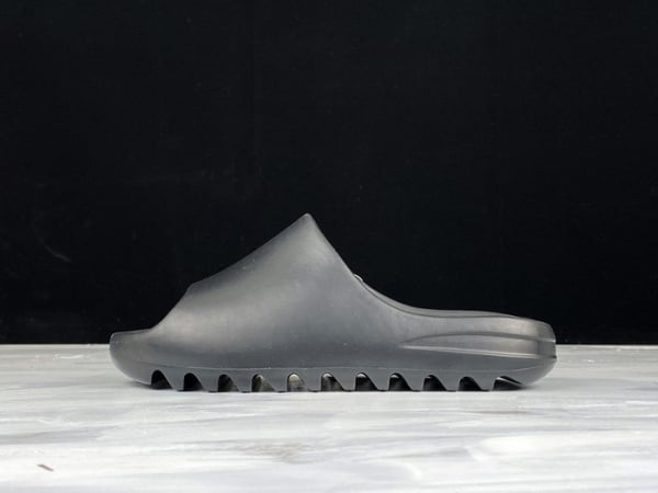 Adidas Yeezy Slide Black Fx0495