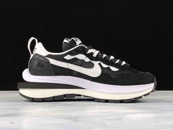 Sacai X Nike Pegasua Vaporfly Black White Ci9928-001 - Image 2