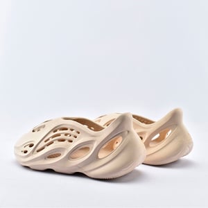 Kanye Yeezy Foam Runner Sand - Image 4