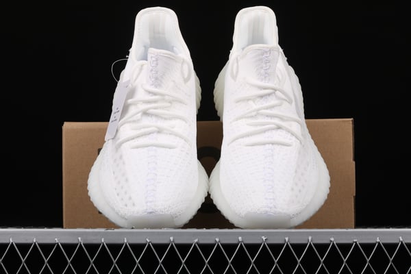 Ad Yeezy 350 Boost V2 Eg7962 - Image 3