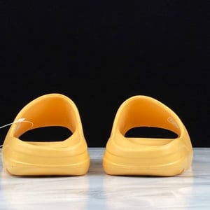 Adidas Yeezy Slide Desert Sand Fw6344 - Image 13