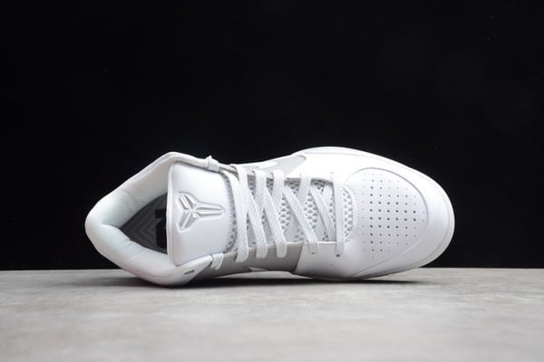 2020 Mens Nike Zoom Kobe 4 Metallic 344335-111 - Image 3
