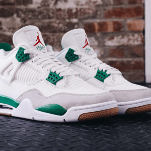 Nike Sb X Air Jordan 4 "Pine Green" Dr5415-103 - Image 3