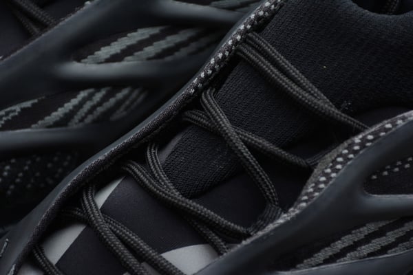 Adidas Yeezy 700 V3 Glow In Dark H67799 - Image 8