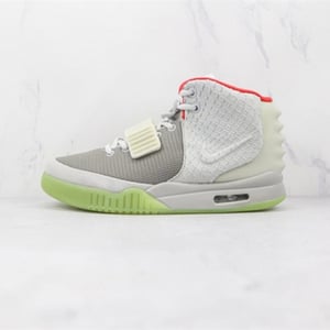 Nike Air Yeezy 2 Pure Platinum Wolf Grey Mens 508214-010
