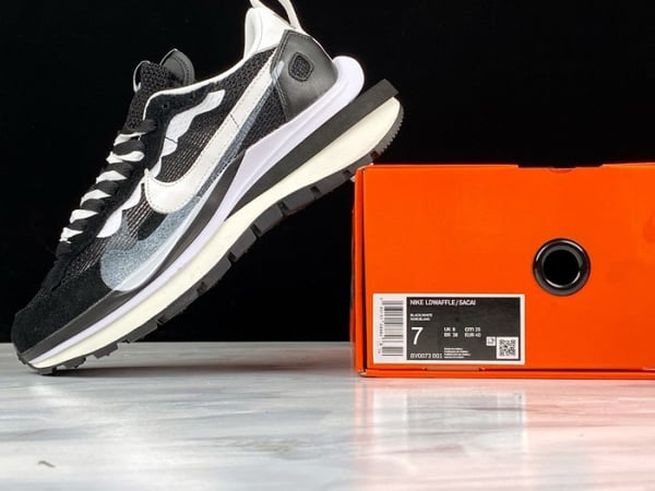 Sacai X Nike Pegasua Vaporfly Black White Ci9928-001 - Image 12