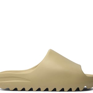Yeezy Slides Desert Sand Fw6344