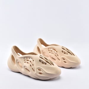 Kanye Yeezy Foam Runner Sand - Image 3