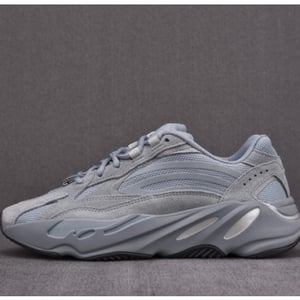 Adidas Yeezy Boost 700 V2 Hospital Blue Fv8424 - Image 12