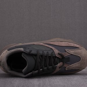 Kanye West X Adidas Yeezy Runner Boost 700Mauve Ee9614 - Image 11
