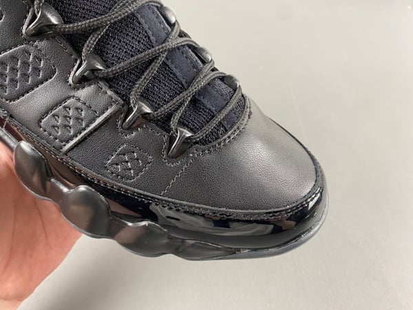 Air Jordan 9 Retro Low Bred - Image 11