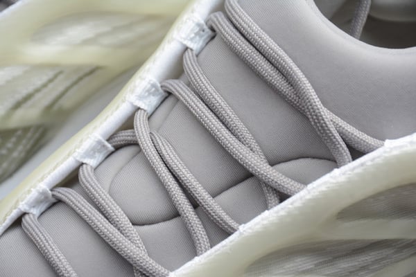 Adidas Yeezy Boost 700 V3 Ef9899 - Image 9