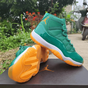 Air Jordan 11 Hurricanes Shoes Sneakers - Image 4