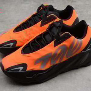 Adidas Yeezy Boost 700 Mnvn Orange Fv3258 - Image 11