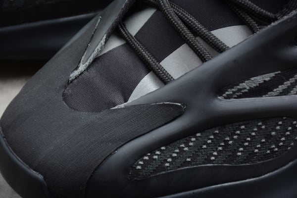Adidas Yeezy 700 V3 Glow In Dark H67799 - Image 10