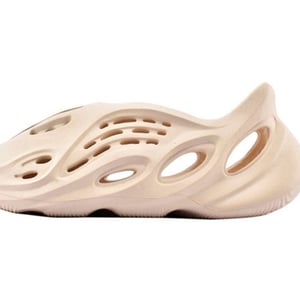 Kanye Yeezy Foam Runner Sand - Image 6