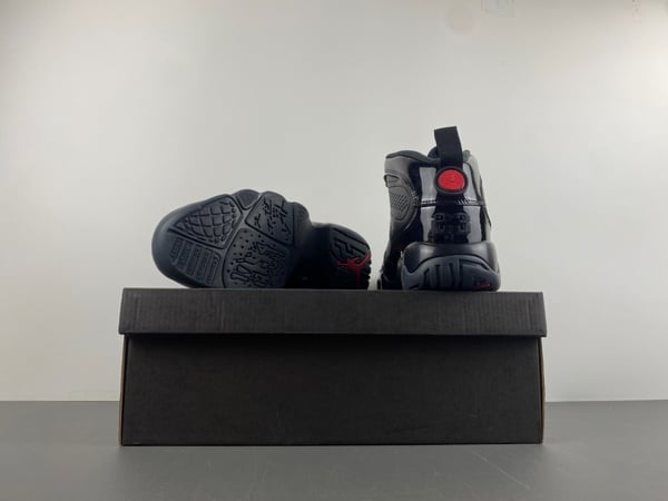 Air Jordan 9 Retro Low Bred - Image 8