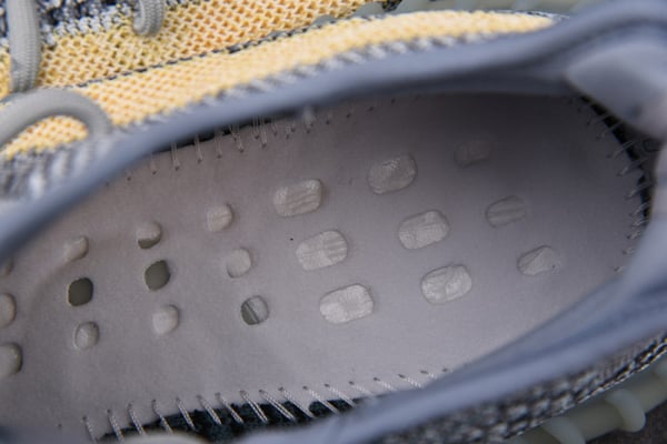 Adidas Yeezy Boost 350 V2 Ash Blue Gy7657 - Image 4