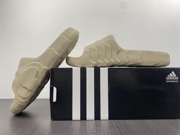 Adidas New Colleettion - Image 9