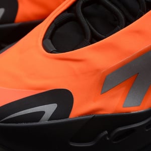 Adidas Yeezy Boost 700 Mnvn Orange Fv3258 - Image 12