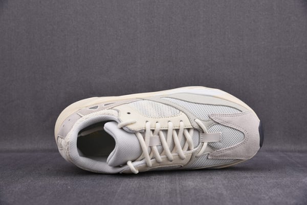 Adidas Yeezy Boost 700 Analog Eg7596 - Image 8