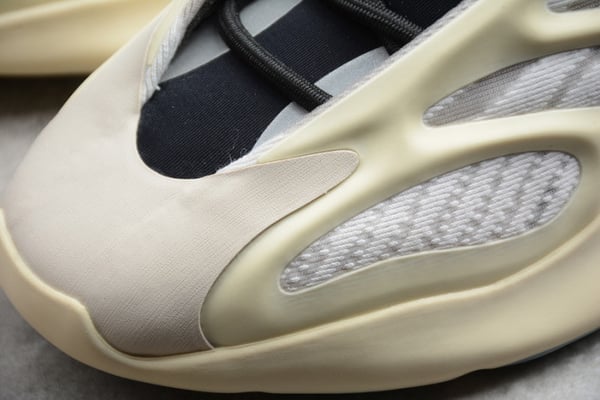 Adidas Yeezy 700 V3 Azael Fw4980 - Image 7