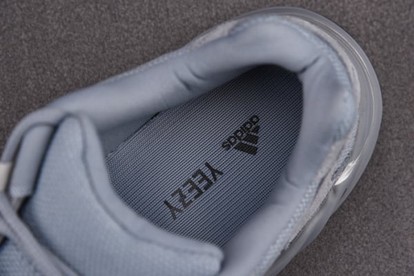 Adidas Yeezy Boost 700 V2 Hospital Blue Fv8424 - Image 5