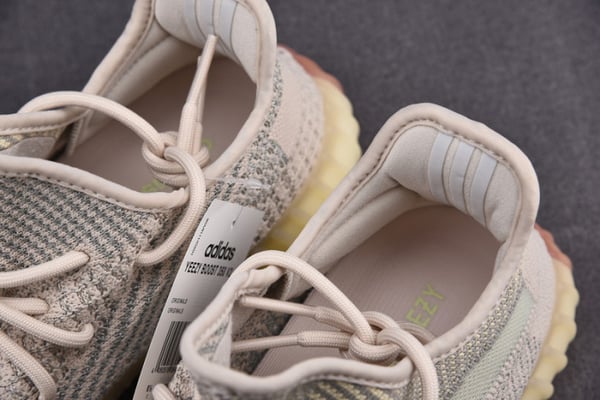 Ad Yeezy Boost 350 V2 Fw5318 - Image 4