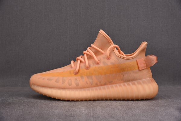 Ad Yeezy 350 Boost V2 Gw2870