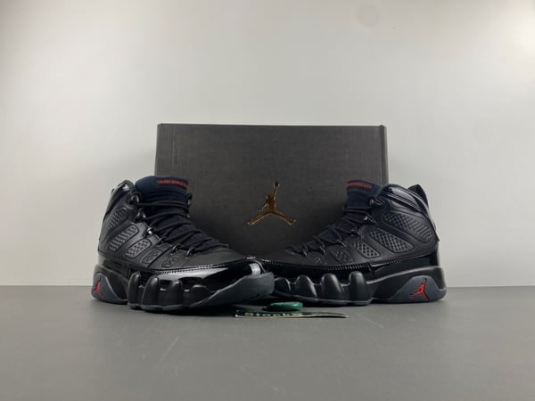 Air Jordan 9 Retro Low Bred - Image 3