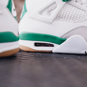 Nike Sb X Air Jordan 4 "Pine Green" Dr5415-103 - Image 5